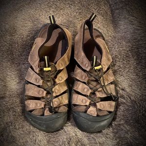 Men’s Keen sandals